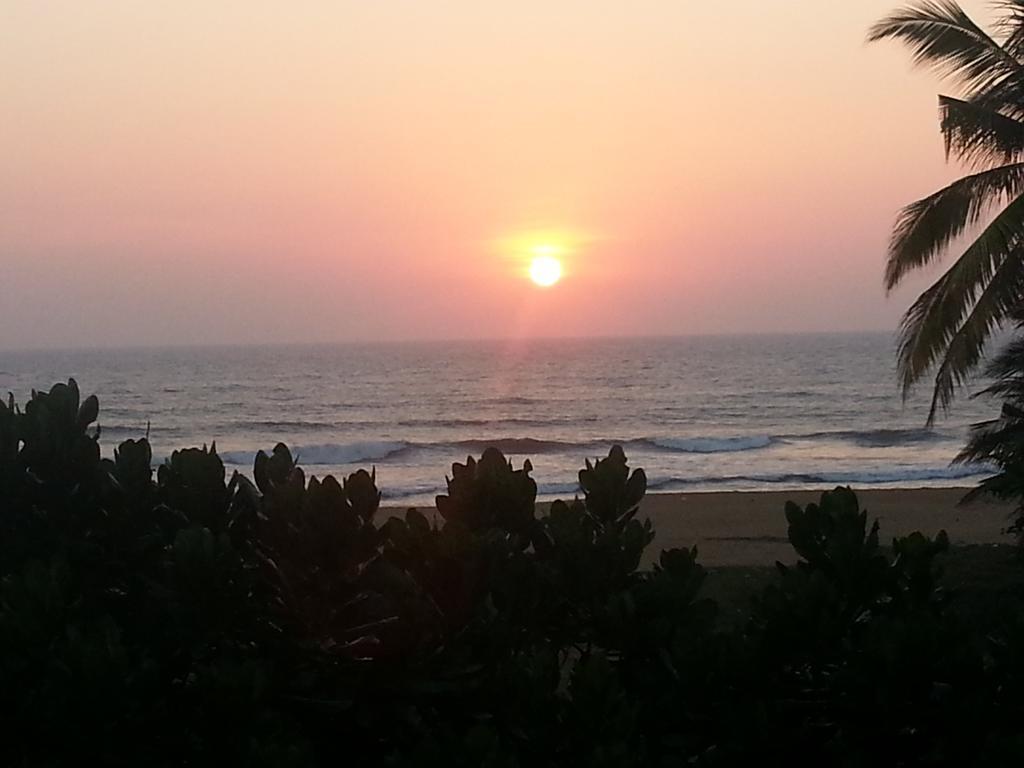 Navro Beach Resort Panadura Exterior foto