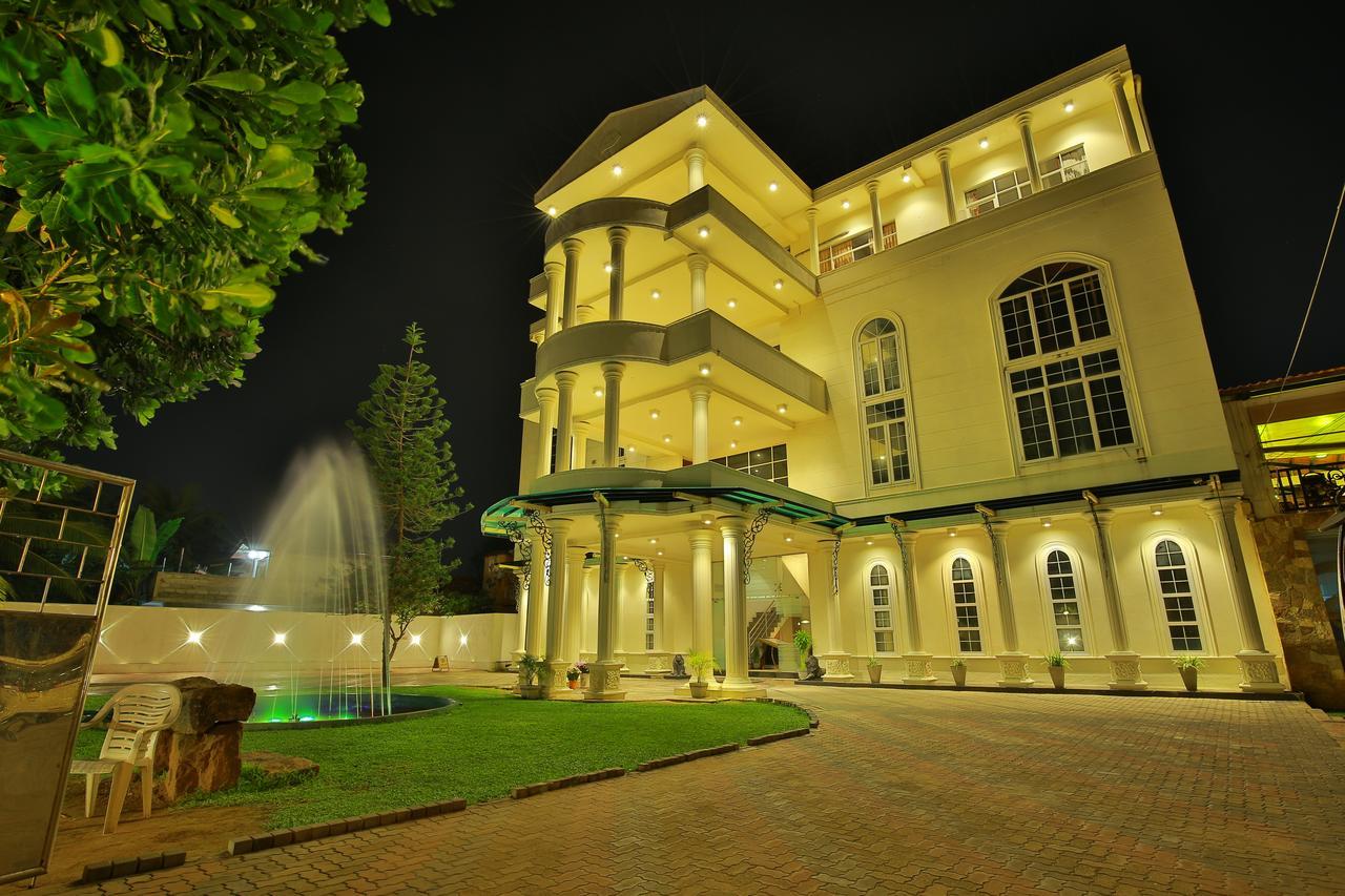 Navro Beach Resort Panadura Exterior foto