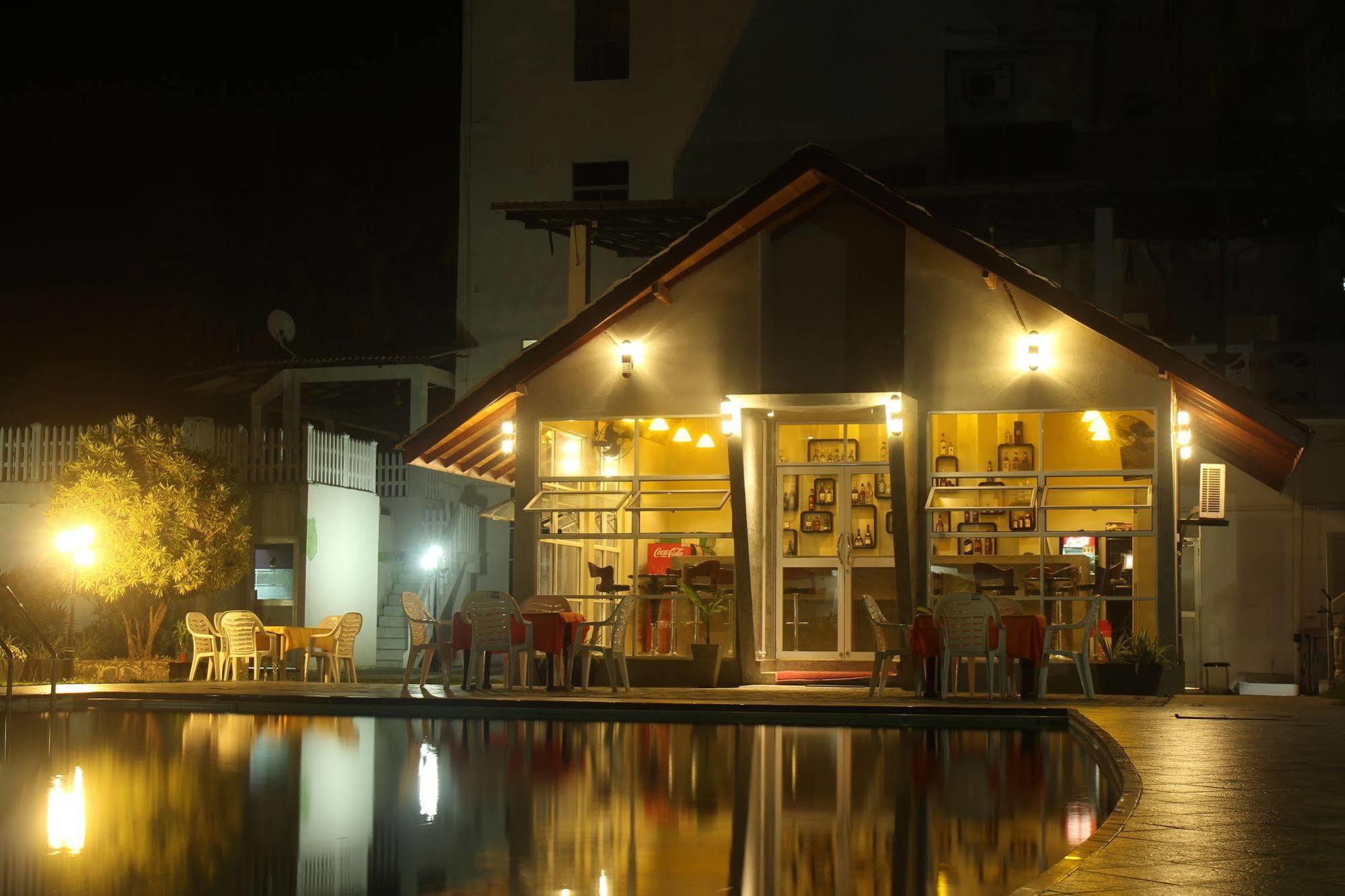 Navro Beach Resort Panadura Exterior foto